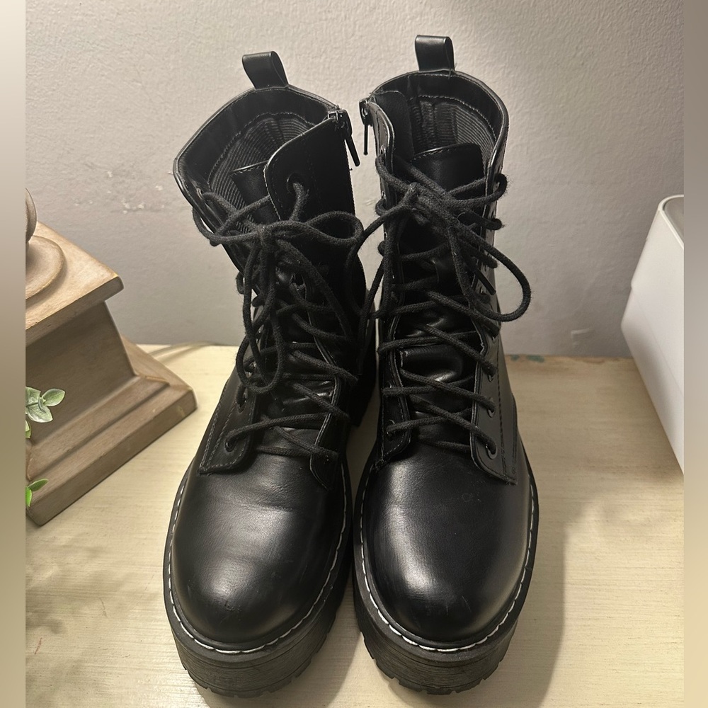 Black Platform Lace-Up Combat Boots - Picture 3 of 12